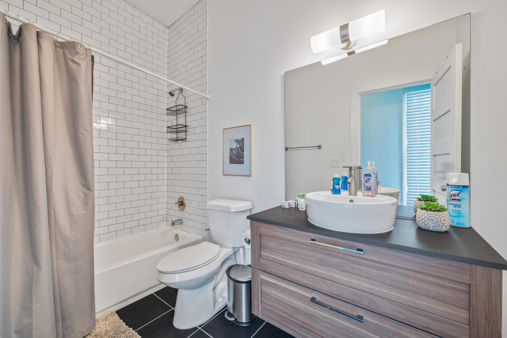 3 Bedroom House With Parking, Wi-Fi And Washer-Dryer Atlanta Eksteriør billede